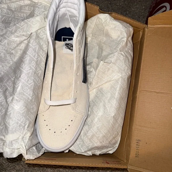 Vans Men's White and Navy Sneakers - Picture 2 of 4
